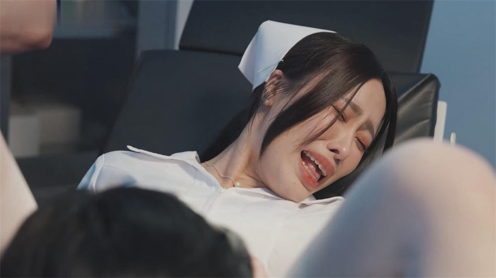 御姐熟女护士们 (3).jpg